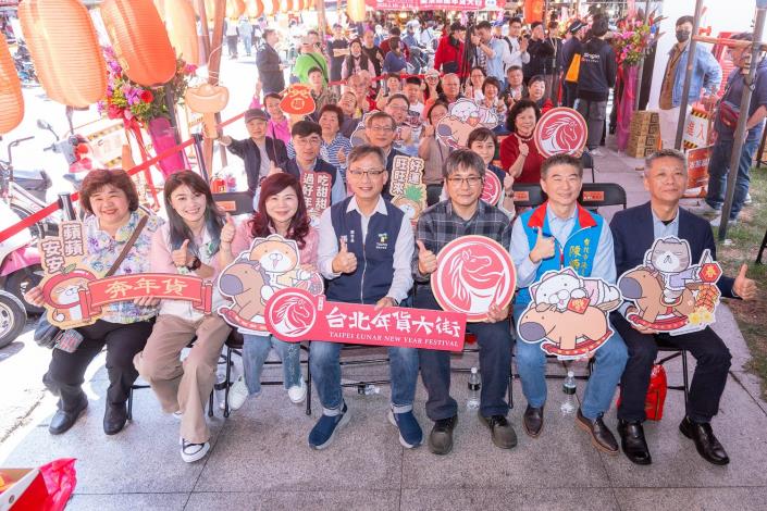 張溫德副市長和現場貴賓合影