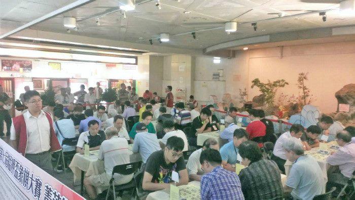 龍山寺地下街象棋大賽1