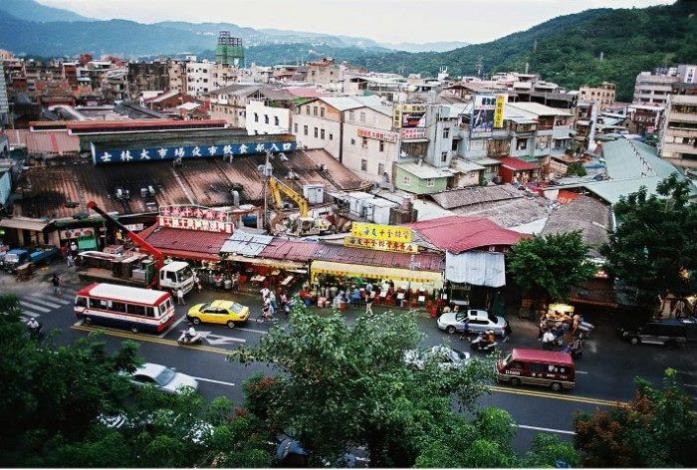 2002年10月士林市場熄燈