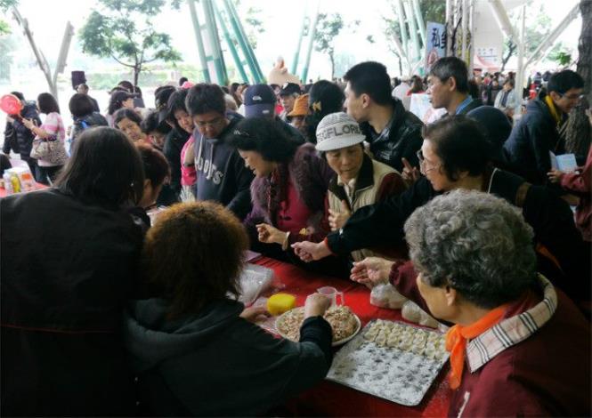 主場活動雨天民眾仍熱情參與
