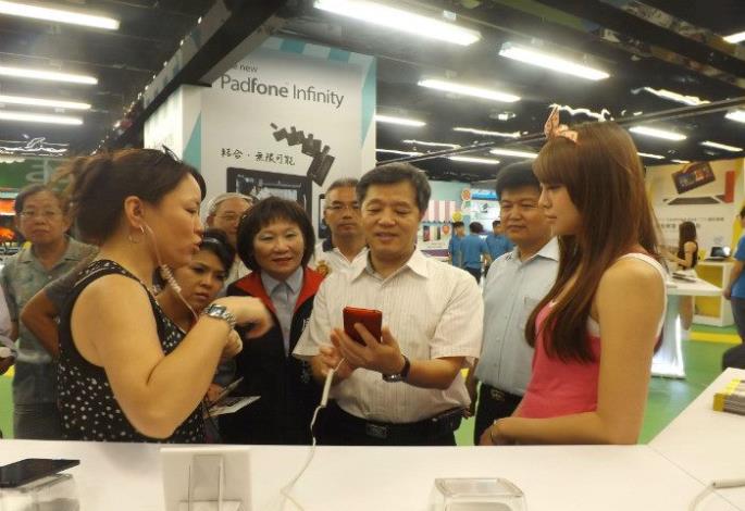 光華商場6週年慶開幕3