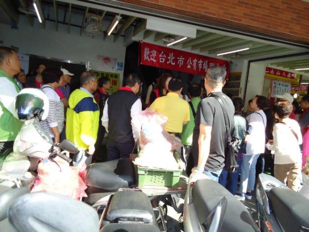 105.11.16市場輔導計畫-參訪新北市公有三峽市場.JPG