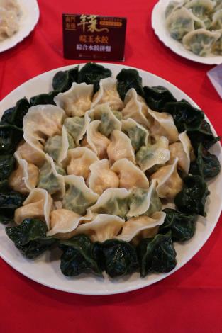 南門採購月名攤年菜