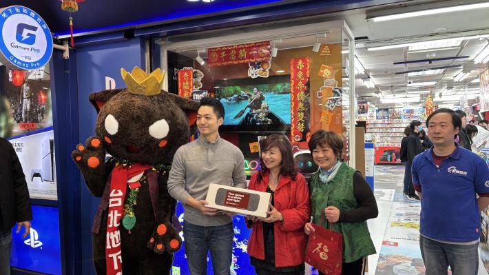 1140118-蔣市長年貨大街走街(台北地下街)-3