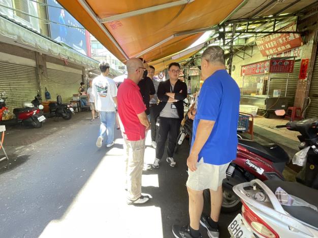 1140815-陳局長視察臨江日市-3