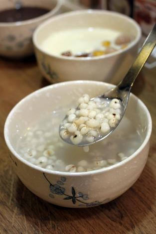 薏仁湯也是店內的熱門美食