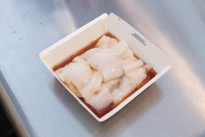 一碗看似間單的腸粉，製作過程卻非常之不簡單。