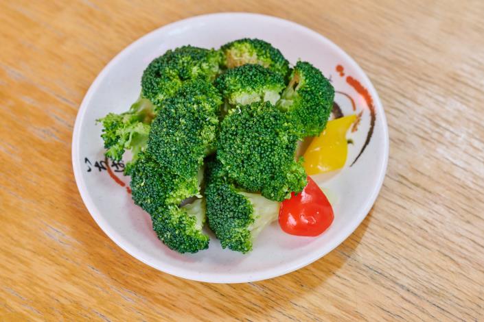 彩椒花椰菜看來很爽口。