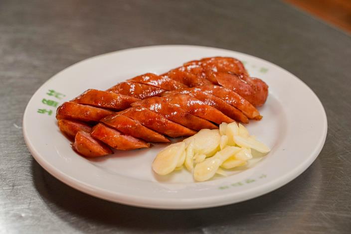 帶有醇香的現烤香腸