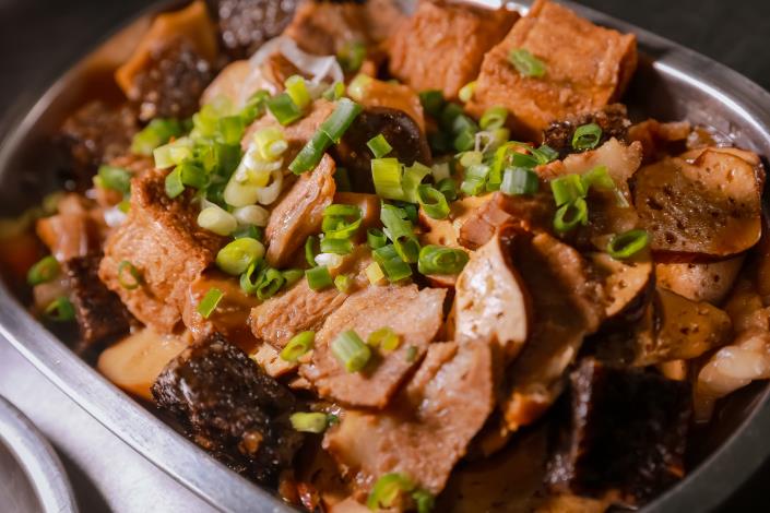 滷製相當入味的各種滷菜