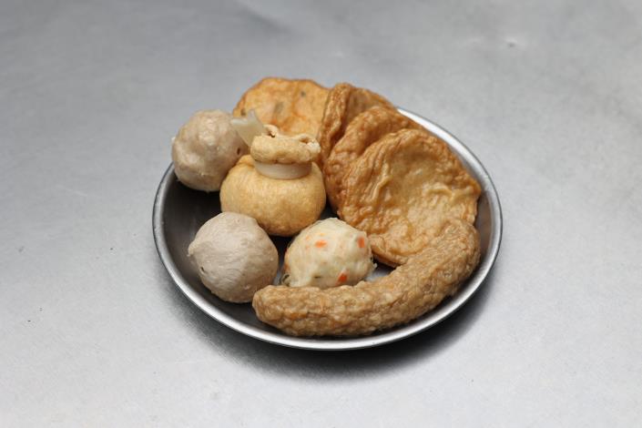 基隆魚丸、魚卵福袋、甜不辣與竹輪