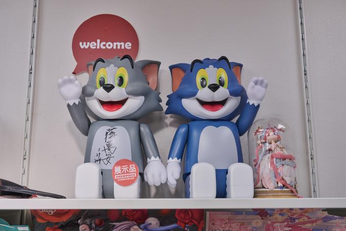 萬安市長為Carrto.湯姆貓公仔留下的簽字