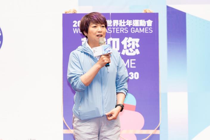 新北市龔雅雯副秘書長為2025雙北世界壯年運動會特約店家起跑記者會致詞