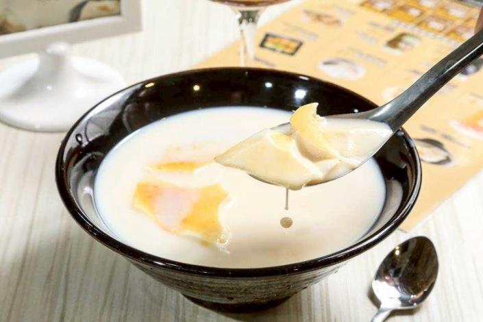 「信義趣旅行:城市友善日常」-藤香厚工豆花