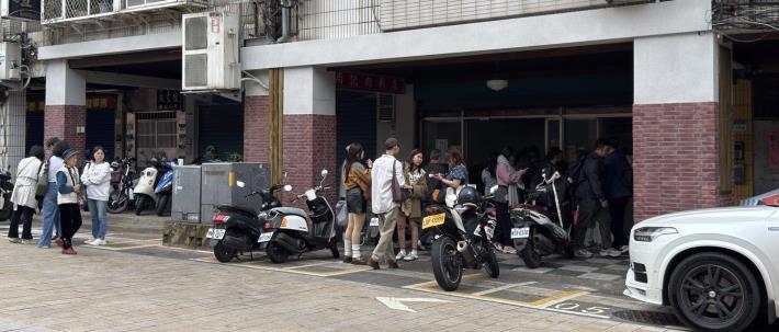 「周記肉粥店」環境優化，迎來全新風貌