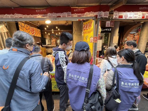 本府各局處組成聯合小組,每日至活動現場進行輔導