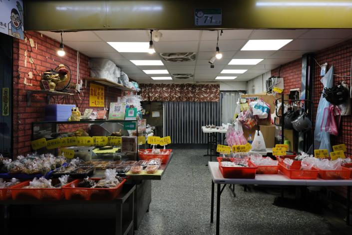 4. 「東牧天雞」改造前店面