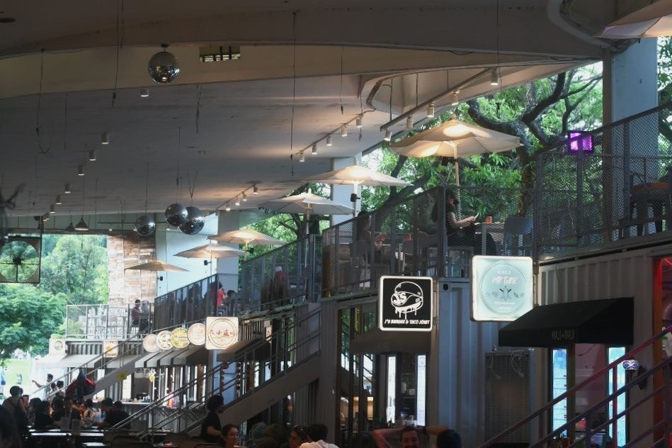 Zhongshan Shopping District picture02