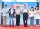 市長與本市商圈代表於舞台區合影留念