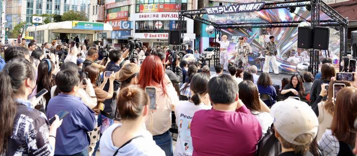 活動大使VERA表演