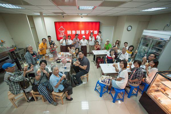 大同小旅行第7場次 翻糖DIY完成後歡樂大合照
