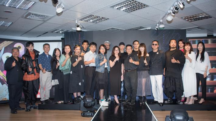 與會貴賓共同預祝台北好時尚-2020臺北TOP時尚設計大賽成功大合影