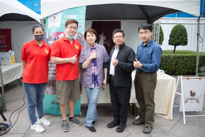 輔導店家玉林雞腿大王