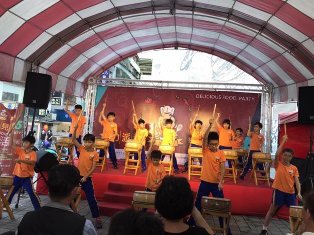 西湖國小太鼓開場表演