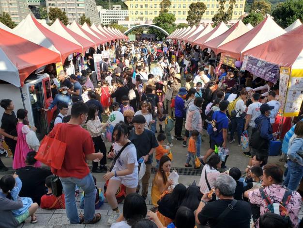 活動現場湧入大量人潮
