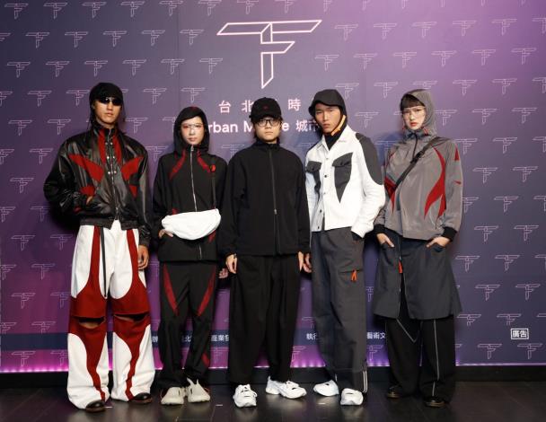 設計師陳樵一與銀獎「幻象分隊」