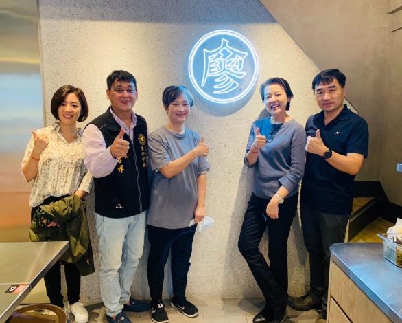 臺北市副市長黃珊珊拜訪再造店家牛有廖