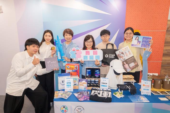 P.Seven茶香水、閃動格子、UV100等購物娛樂首發應援特約店家也提供限定優惠，一起為世壯運加油