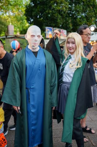 14.佛地魔聯手史萊哲林學院，為天母增添魔法氛圍！