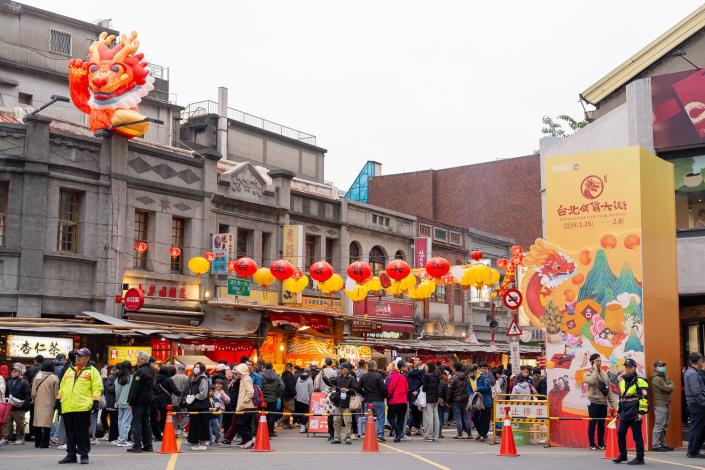 Festival decorations in Dihua Street Shopping District