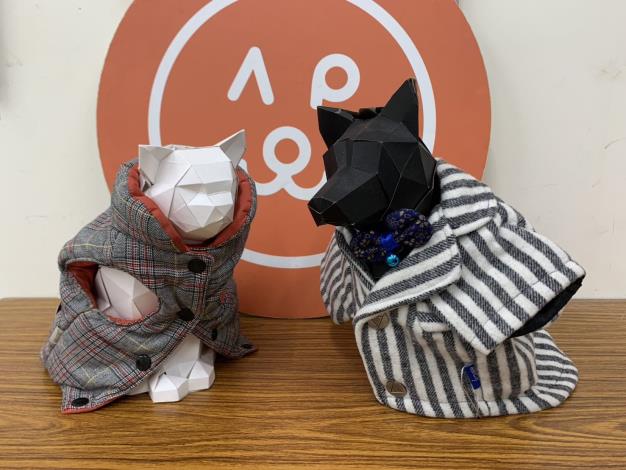 圖3、自本市動物之家認養動物即可獲得新衣1件，數量有限送完為止。