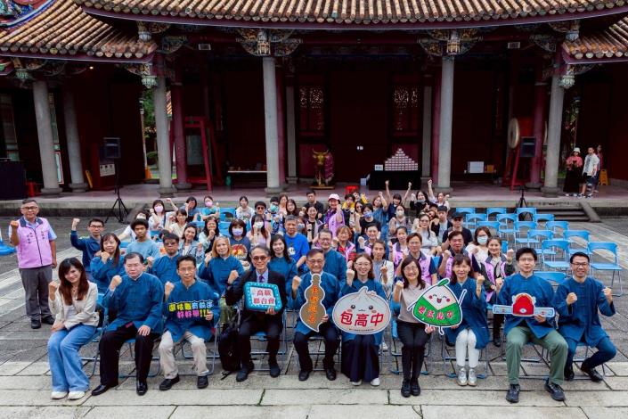 臺北市高職聯考生祈福114.4.12林副市長與大家合影