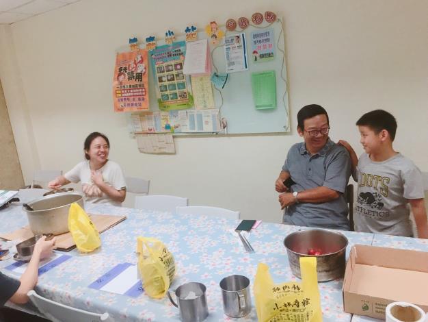 同仁表示被逗樂了