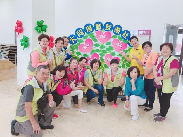 覺得志工媽媽們比我還年輕