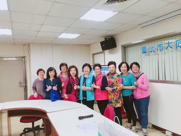 拍不夠啦#散會繼續拍