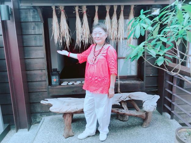 於撫臺街洋樓留下美麗的倩影