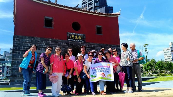 太陽好大#但我們比太陽還溫暖