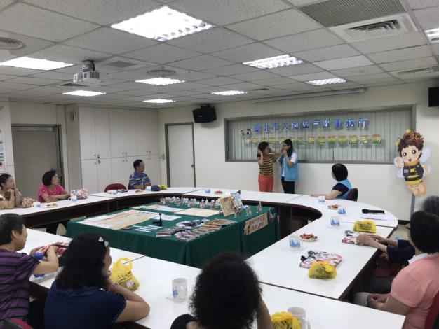 解說國民身分證相片拍攝注意事項