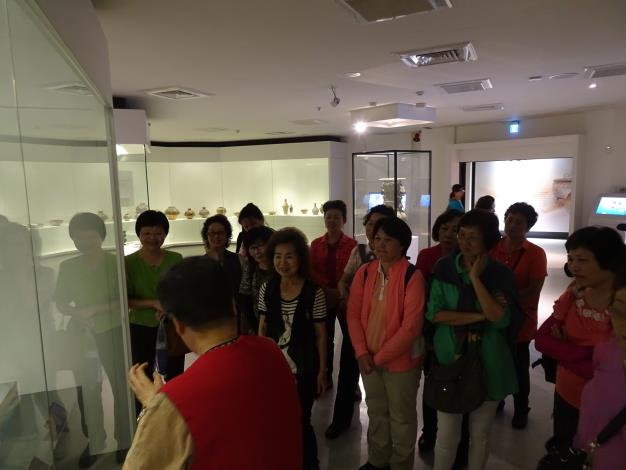 歷史博物館合影