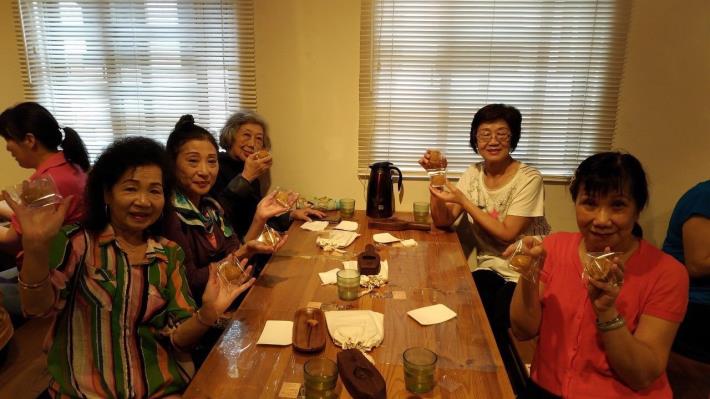 敲敲打打成型囉