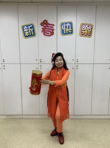 逗趣又可愛的志工隊長