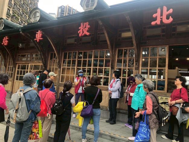 新北投車站聽導覽