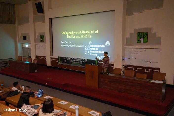 研習會邀請專家講座及帶領工作坊,聚焦影像技術在野生動物臨床診斷與死因鑑定上的應用