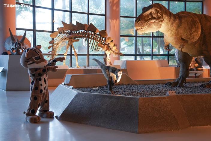 動物園也前往國立自然科學博物館舉辦駐站快閃與民眾互動。