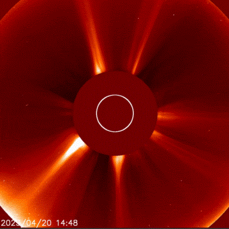 April-20-23-Sun-activity-LASCO-C2