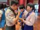 陽明女童軍團團員小鳳和小麗獲頒「優秀女童軍」殊榮。